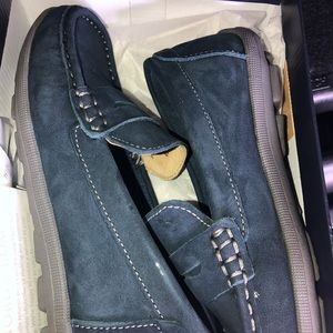Boys navy shoes- NEW!